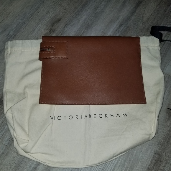 *item sold elsewhere* Victoria Beckham clutch - Picture 2 of 7